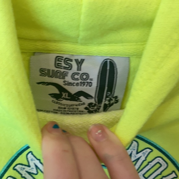 🍭3/$10🍭 GIRLS NEON SMOKY MOUNTAINS HOODIE - Picture 3 of 3